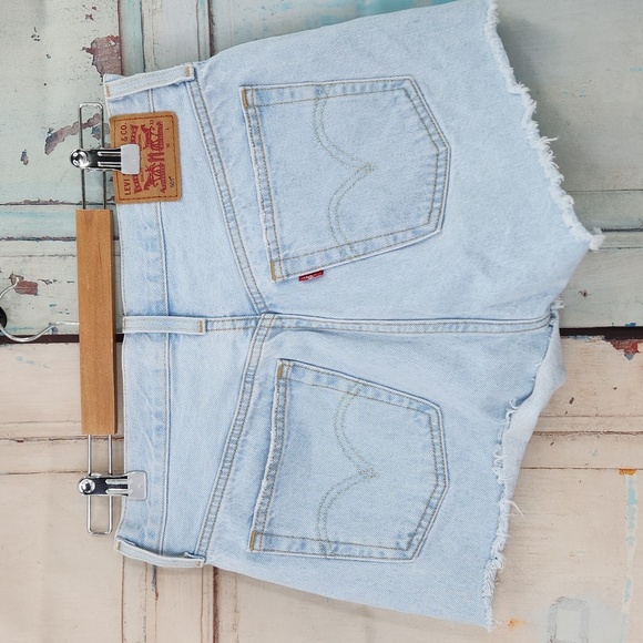 Levis Premium 501 Button Fly High Rise Jean Shorts - Picture 5 of 7